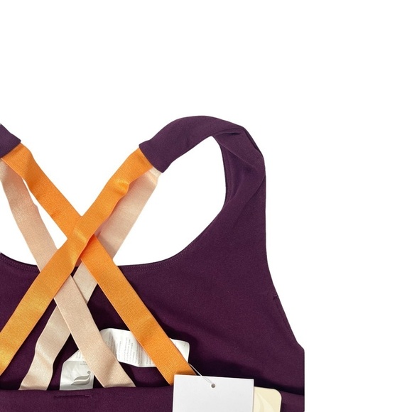 Fabletics Sports Bra - Picture 5 of 7